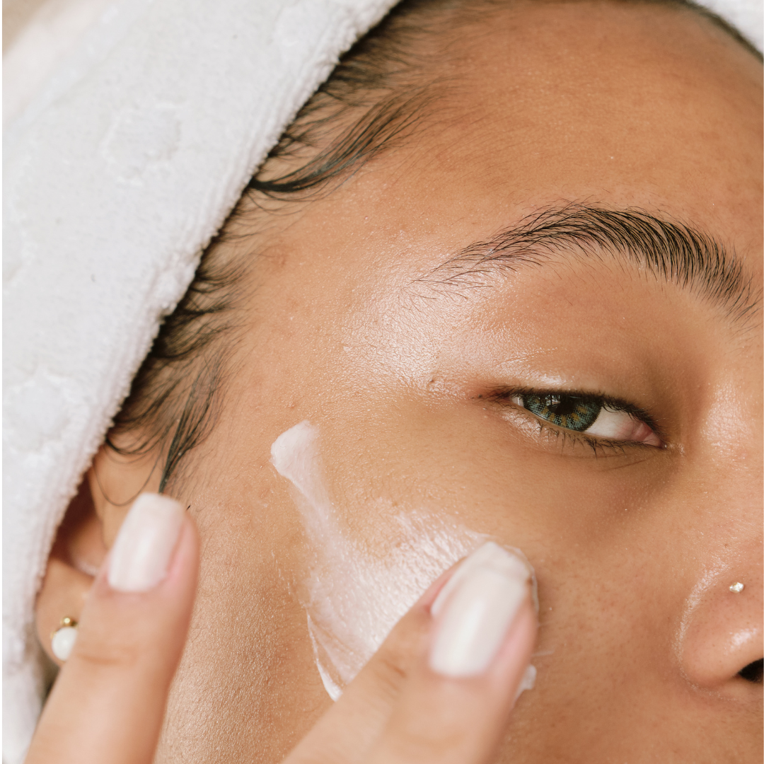 Pelle rassoda e levigata - risultati siero anti-age concentrato naturale