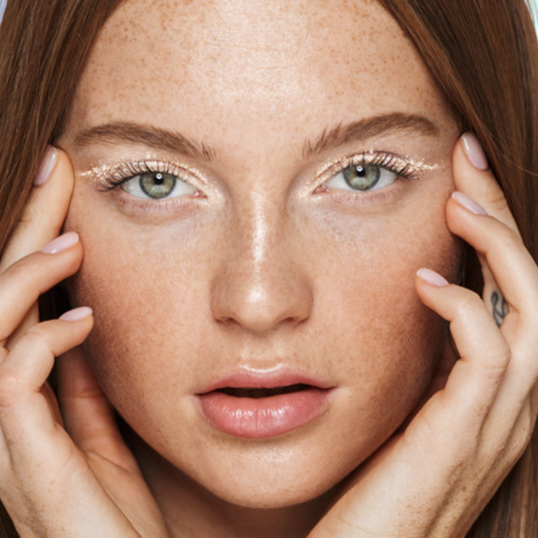 Applicazione all over silver viso corpo - makeup multifunzione effetto glow