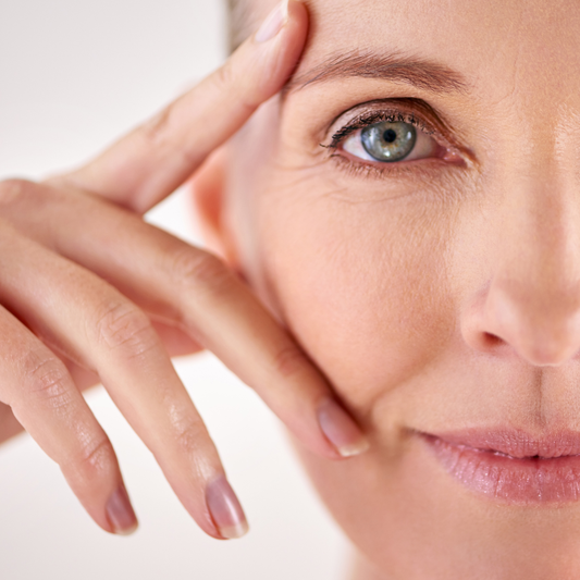 Ingredienti naturali anti-age - cosmetici rassodanti rigeneranti viso