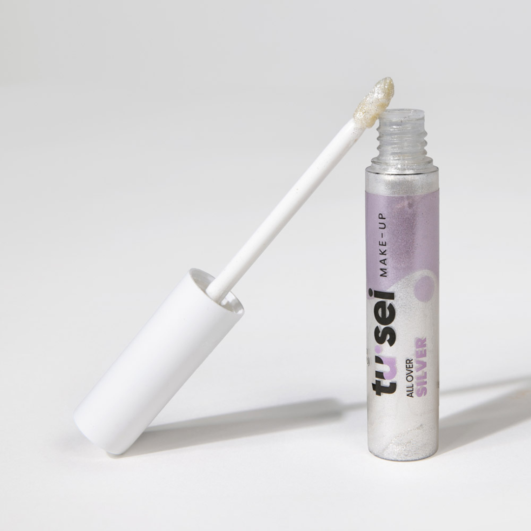 Texture ombretto argento illuminante - finish metallico luminoso makeup ibrido