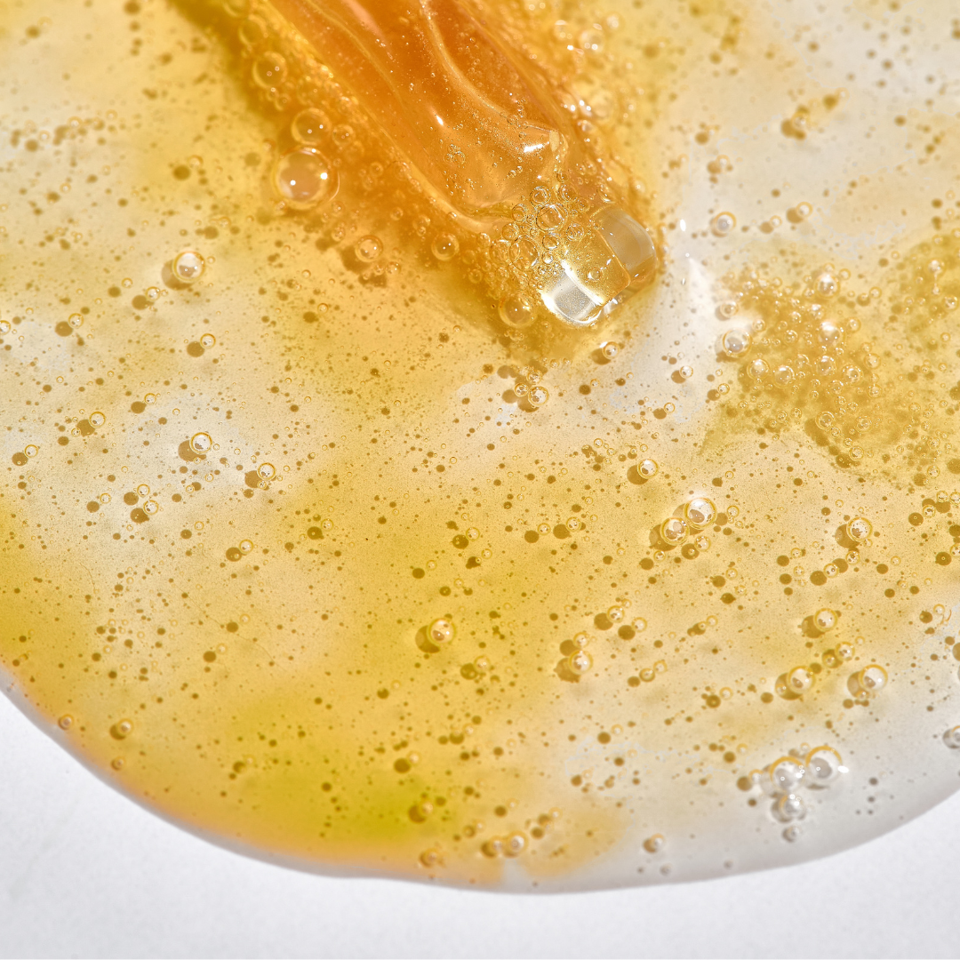 Texture siero oro illuminante - formula con particelle dorate effetto glow